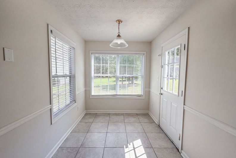 Photo 21 of 25 of 6774 Fairfax Ct, Lithonia, GA