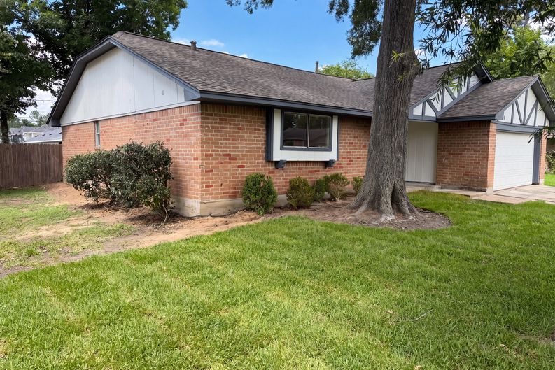 Photo 19 of 21 of 311 Fir Ridge Dr, Huffman, TX
