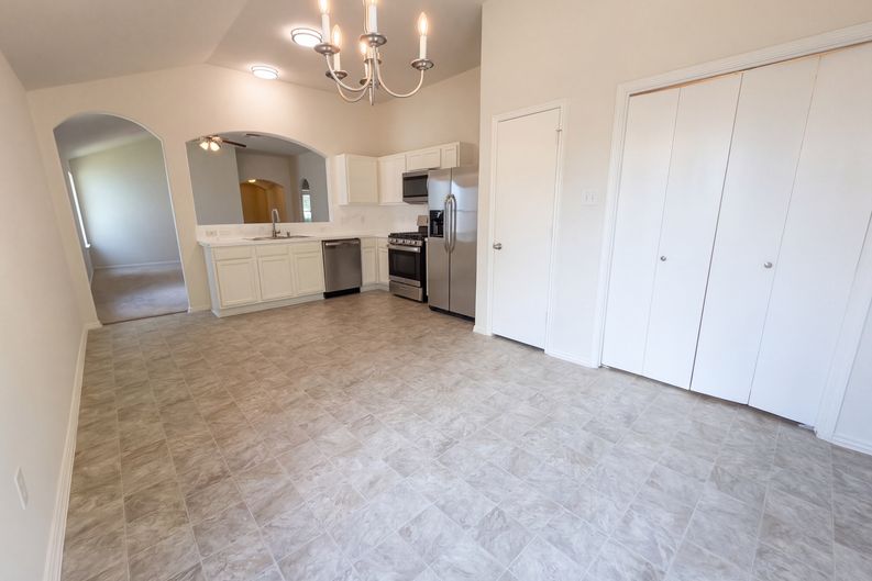 Photo 10 of 23 of 7435 Kennemer Dr, Humble, TX