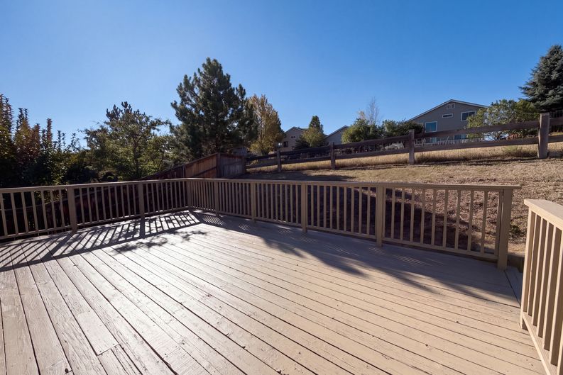 Photo 24 of 27 of 10009 Strathfield Ln, Highlands Ranch, CO