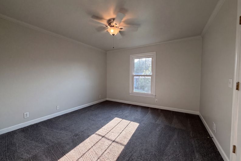 Photo 8 of 24 of 102 Shorecrest Cir, Hendersonville, TN