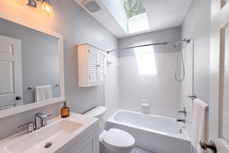 Photo 13 of 27 of 11301 Willowdale Dr, Germantown, MD