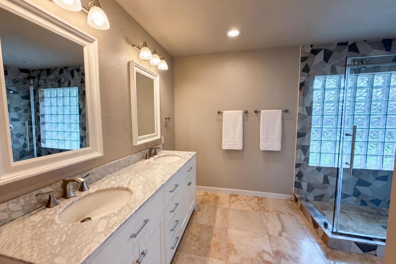 Photo 11 of 19 of 1533 Parkside Trl, Lewisville, TX