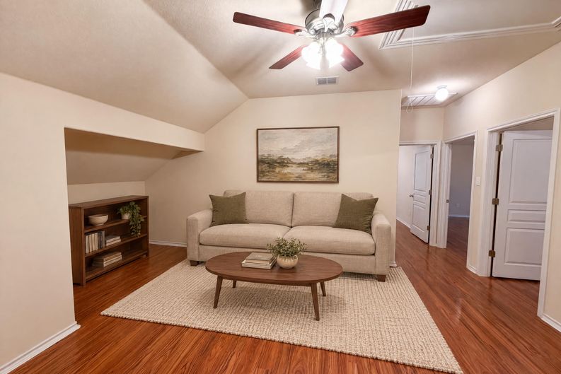 Photo 16 of 20 of 9816 Mullins Crossing Dr, Fort Worth, TX