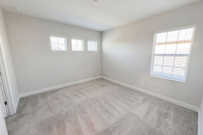 Photo 4 of 56 of 11277 Rustic Timber Loop, San Antonio, FL