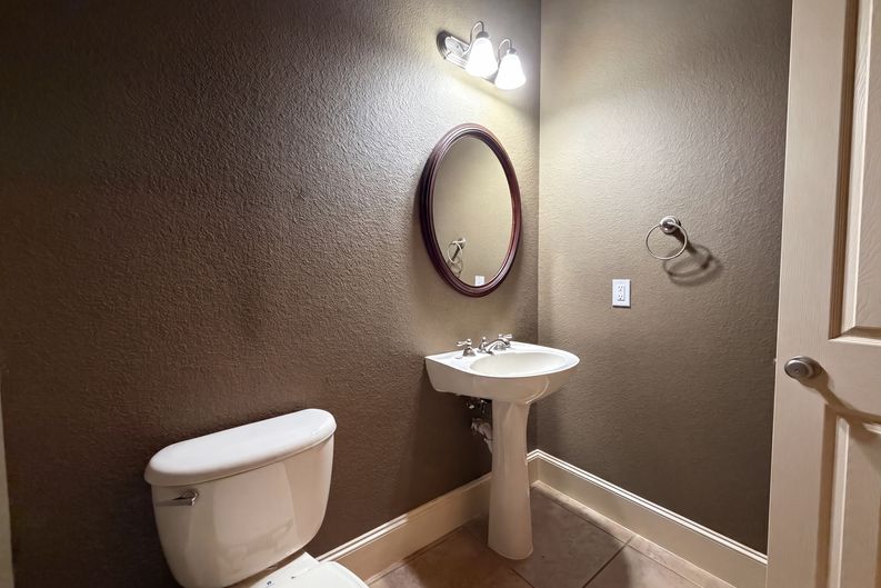 Photo 20 of 30 of 928 Homestead Dr, Keller, TX
