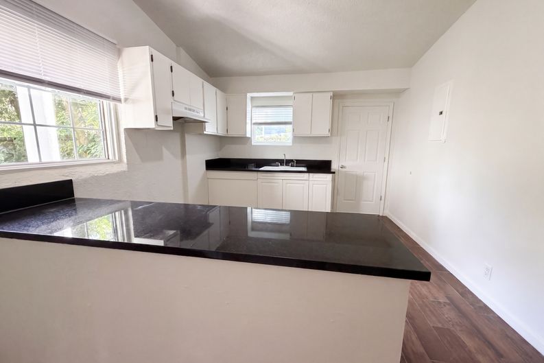 Photo 6 of 19 of 1834 Brooker Rd, Jacksonville, FL