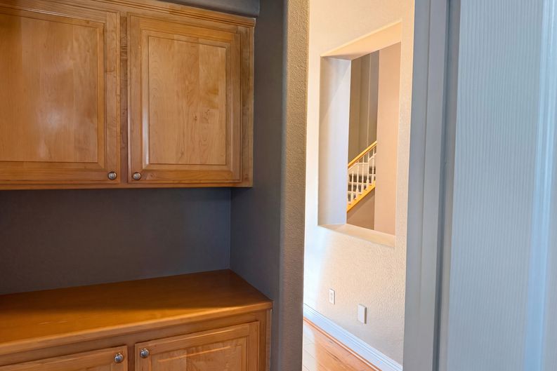 Photo 15 of 51 of 1401 Grey Owl Cir, Roseville, CA
