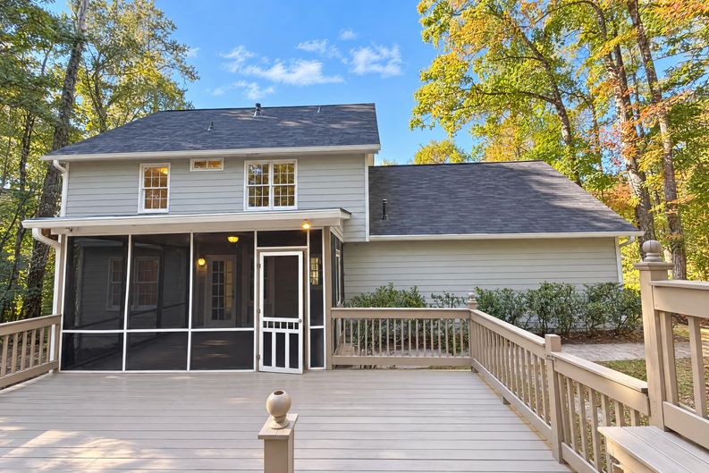 Photo 5 of 25 of 1454 Milford Ct S, Marietta, GA