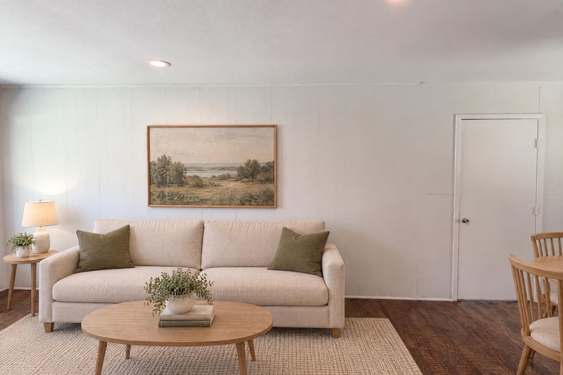 Photo 16 of 20 of 2415 Barnes Bridge Rd, Dallas, TX