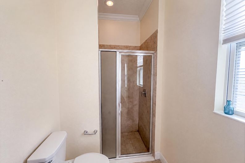 Photo 9 of 29 of 918 Blackthorn Dr, Apopka, FL