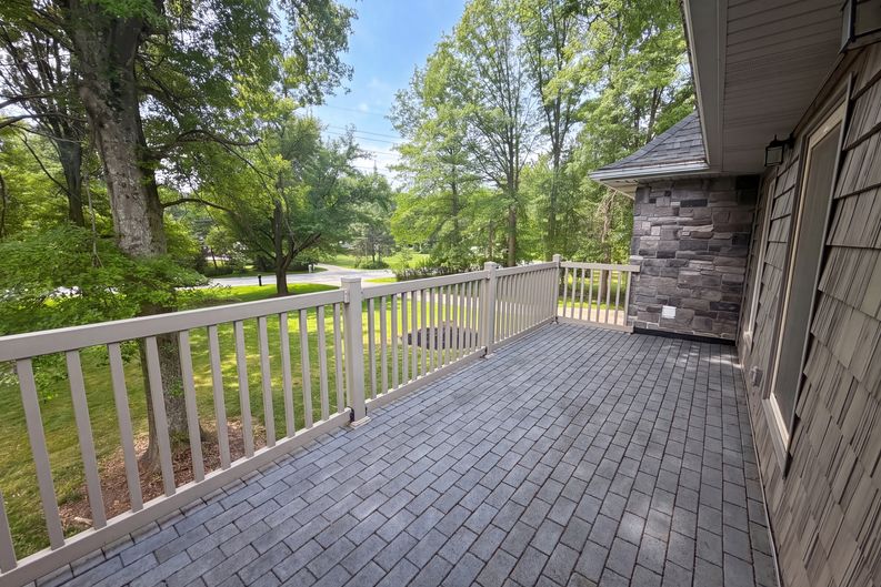 Photo 34 of 43 of 37045 Chagrin Blvd, Chagrin Falls, OH