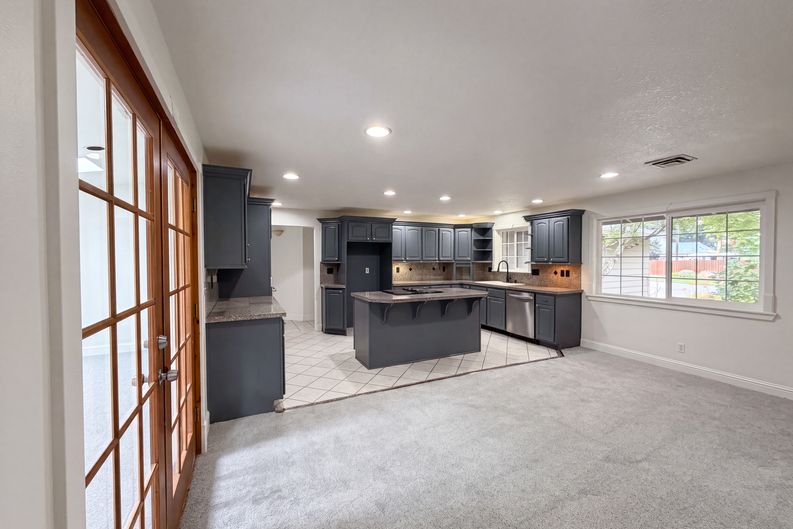 Photo 7 of 22 of 3333 17th Ave, Forest Grove, OR