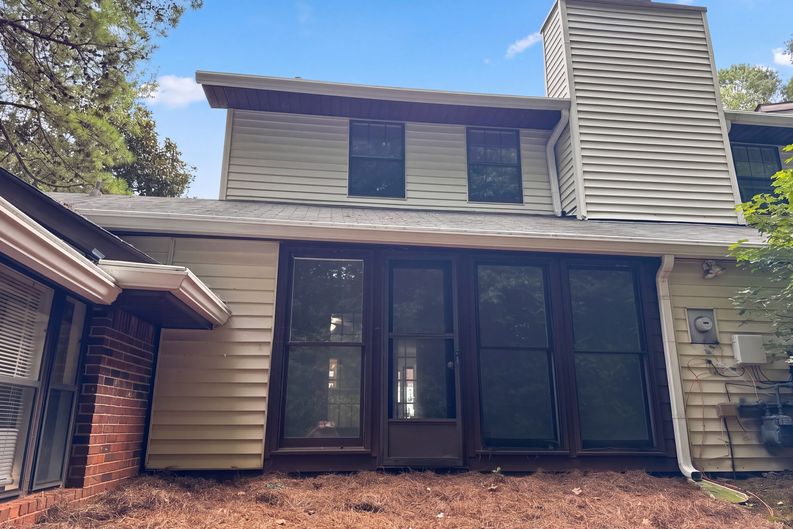 Photo 5 of 46 of 5997 Wintergreen Rd, Norcross, GA