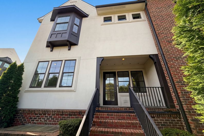 Photo 6 of 23 of 4018 City Homes Pl, Charlotte, NC