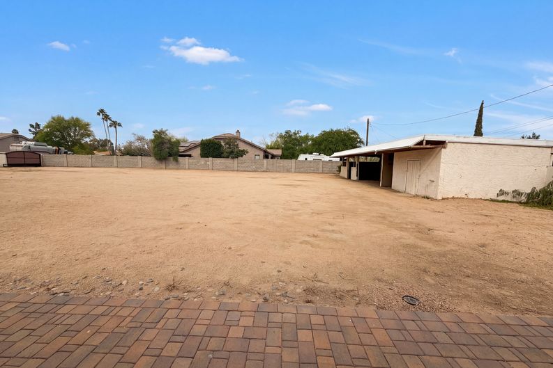 Photo 20 of 26 of 2722 E Nisbet Rd, Phoenix, AZ