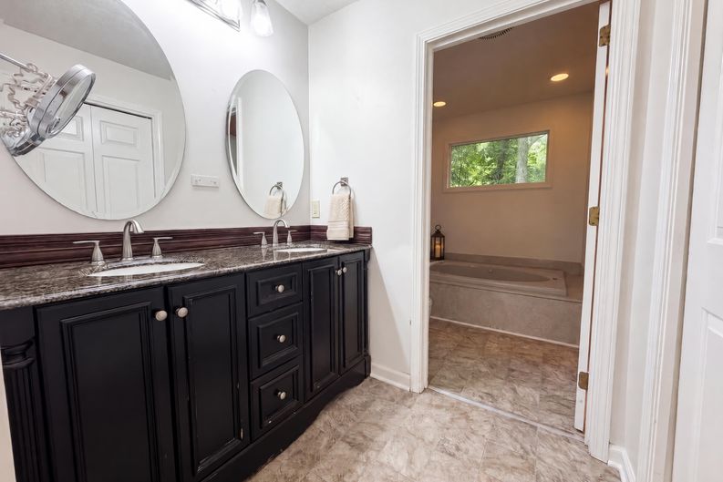 Photo 16 of 24 of 1223 6th St, Pleasant Grove, AL