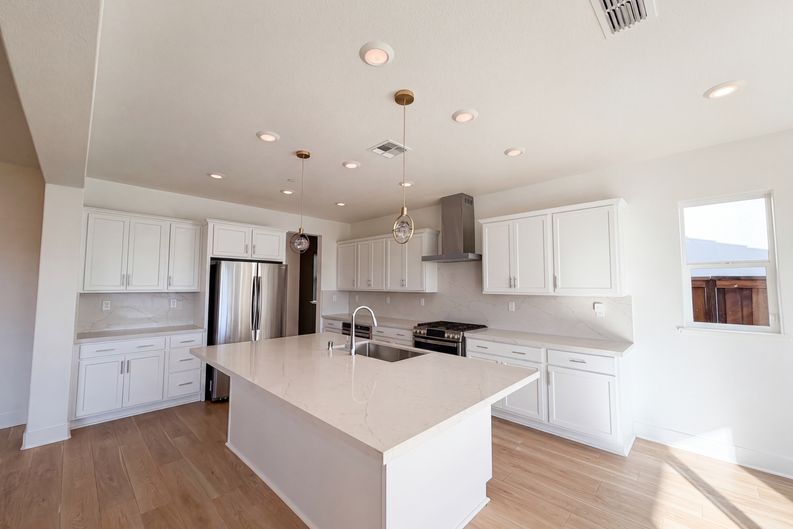 Photo 26 of 50 of 2743 Irish Meadow Way, Lathrop, CA