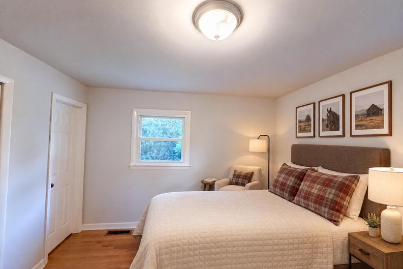 Photo 9 of 16 of 407 Lamesa Dr, Raleigh, NC