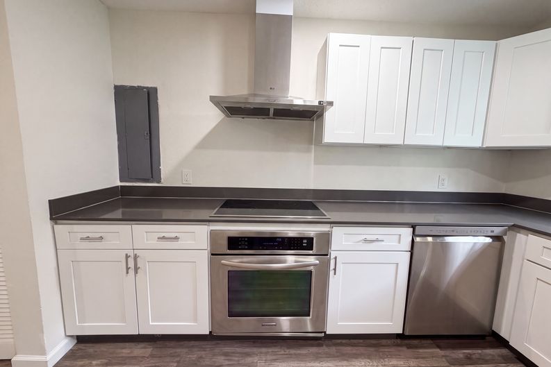 Photo 8 of 21 of 1340 Ottawa Ave, Jacksonville, FL