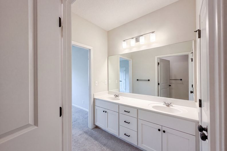 Photo 9 of 19 of 3036 N Getty St, Kansas City, KS