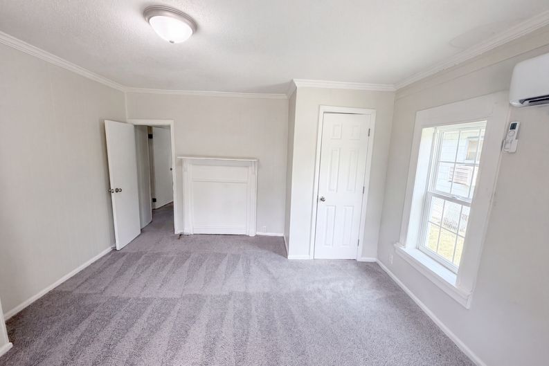 Photo 8 of 18 of 1504 Double Branch Rd, West Columbia, SC