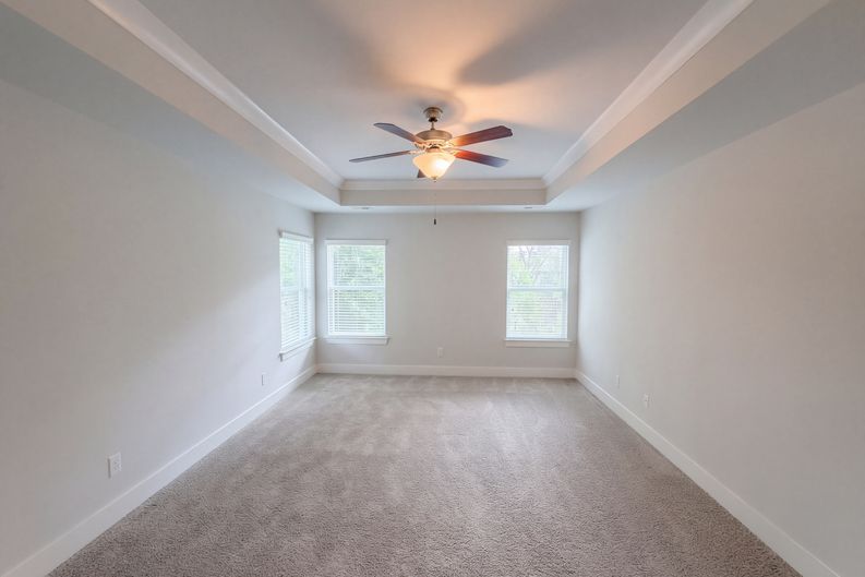 Photo 4 of 38 of 7412 Canova Ln, Charlotte, NC