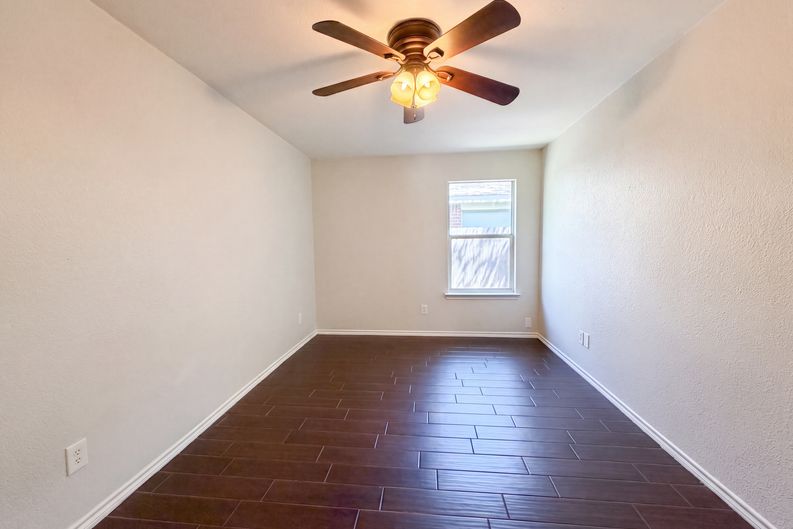 Photo 12 of 18 of 825 Adams Dr, Burleson, TX