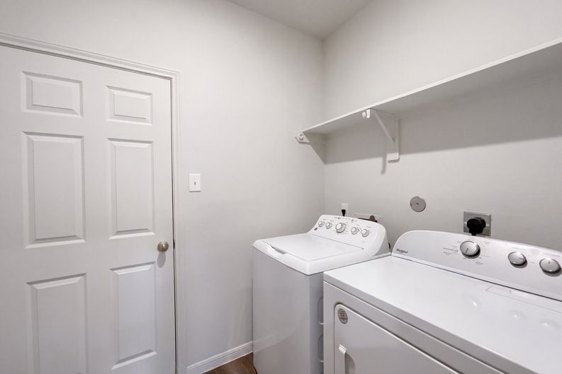 Photo 18 of 21 of 404 Camino Bay Dr, Katy, TX