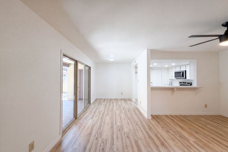 Photo 7 of 19 of 5208 E Tamblo Dr, Phoenix, AZ