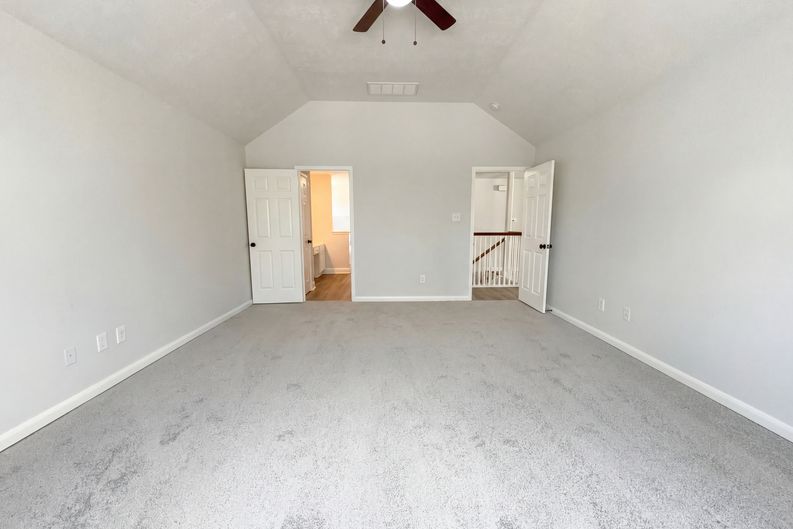 Photo 4 of 22 of 12111 Virline Ln, Houston, TX