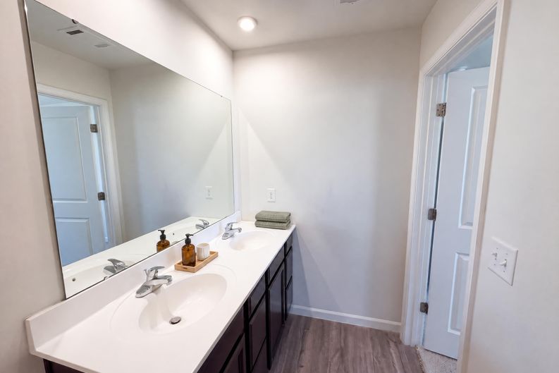 Photo 8 of 20 of 949 Blue Ash Way, Christiana, TN