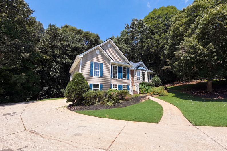 Photo 49 of 56 of 7830 Mosswood Ln, Gainesville, GA