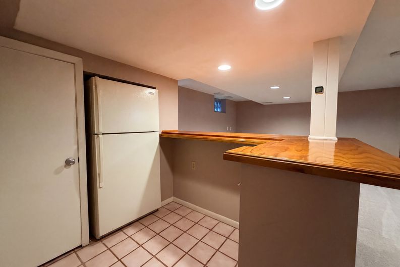 Photo 18 of 24 of 18220 Duck Lake Trl, Eden Prairie, MN