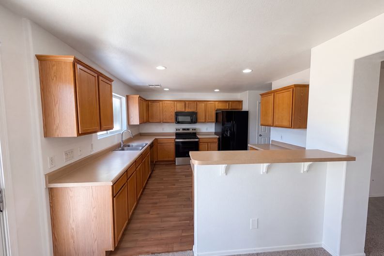 Photo 6 of 20 of 5894 E Sanderling Dr, Tucson, AZ