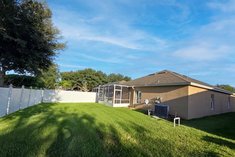 Photo 15 of 16 of 8195 Westfield Cir, Vero Beach, FL