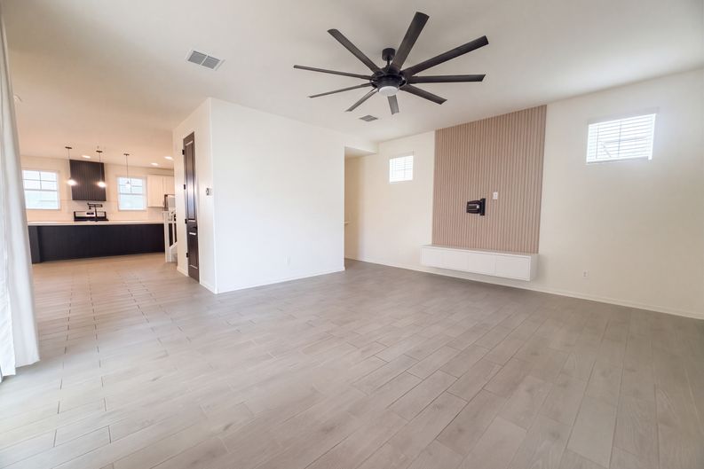 Photo 3 of 21 of 781 W Flintlock Way, Chandler, AZ