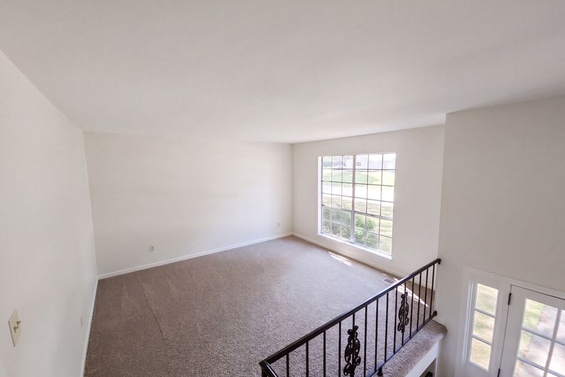 Photo 3 of 25 of 4226 Plantation Pl, Helena, AL