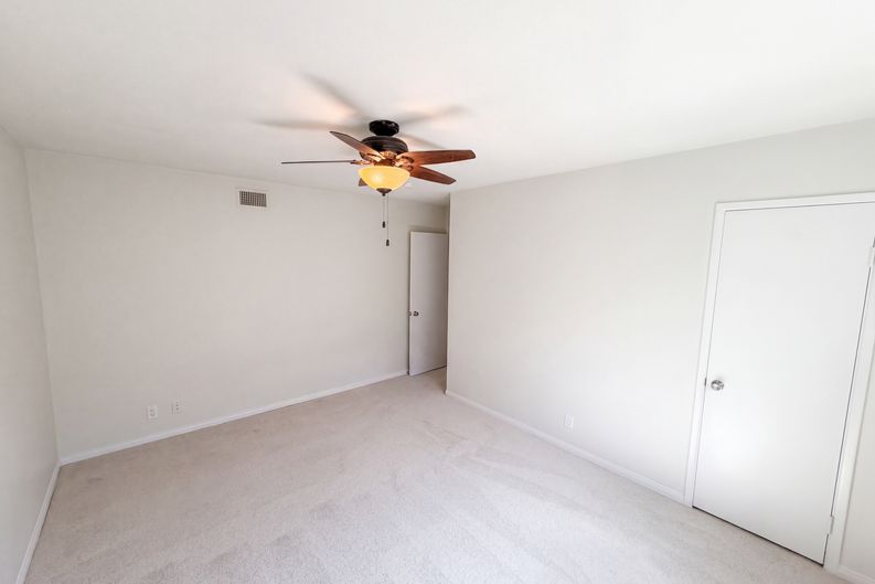 Photo 11 of 20 of 3924 Grandon Ave, San Marcos, CA