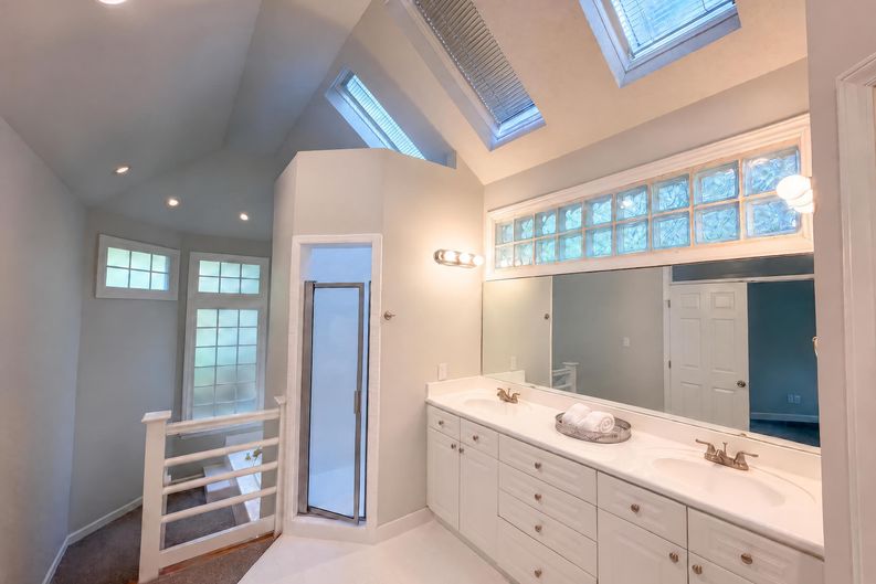 Photo 15 of 40 of 6104 Crupper Ct, Raleigh, NC