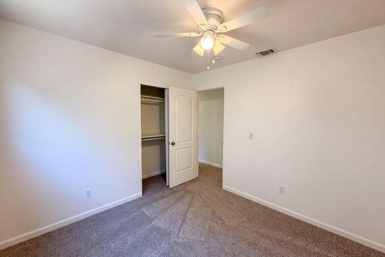 Photo 12 of 29 of 7431 Garden Gate Dr, Citrus Heights, CA