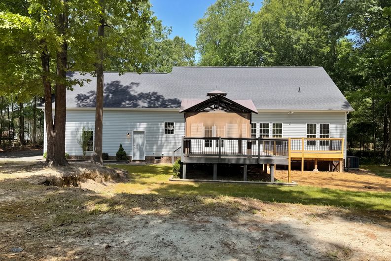 Photo 5 of 28 of 109 Rockrose Ave, Clayton, NC