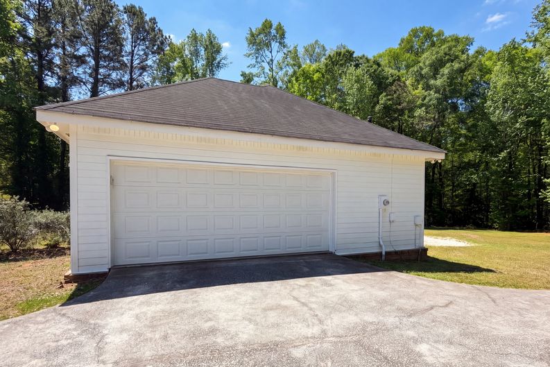 Photo 18 of 22 of 213 Carl Parker Rd, Hampton, GA
