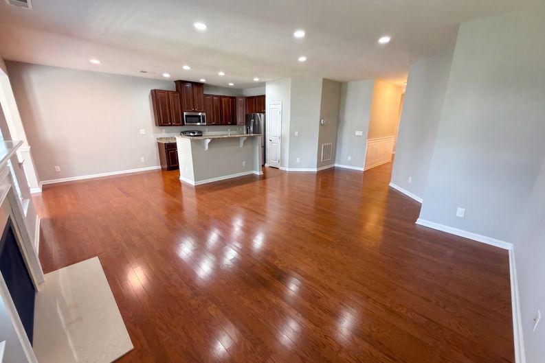 Photo 9 of 16 of 1006 Oakmere Rd, Waxhaw, NC