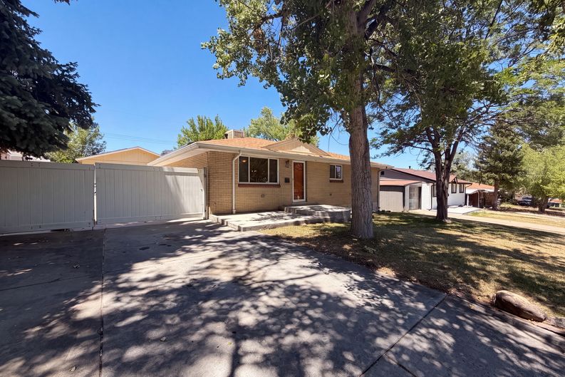 Photo 23 of 28 of 5667 Johnson St, Arvada, CO