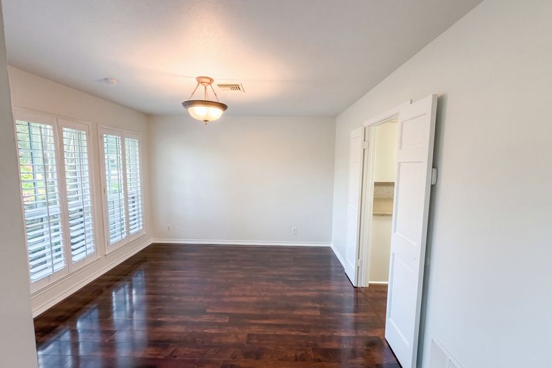 Photo 6 of 16 of 2801 Wickersham Dr, Temple, TX