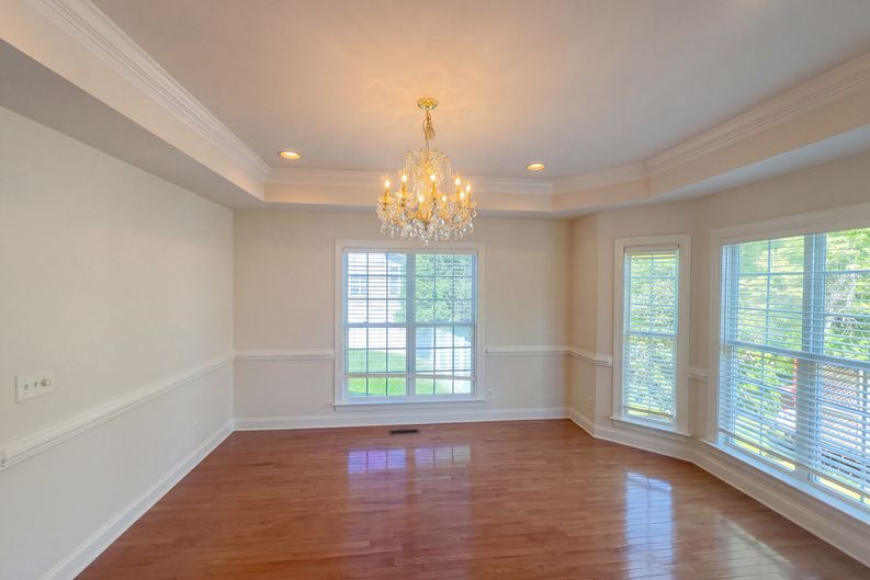 Photo 10 of 35 of 4993 Winding Ridge Dr, Greensboro, NC