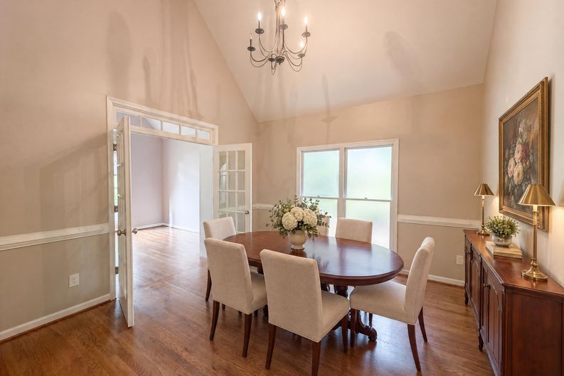 Photo 6 of 34 of 2299 Camden Dr SW, Marietta, GA