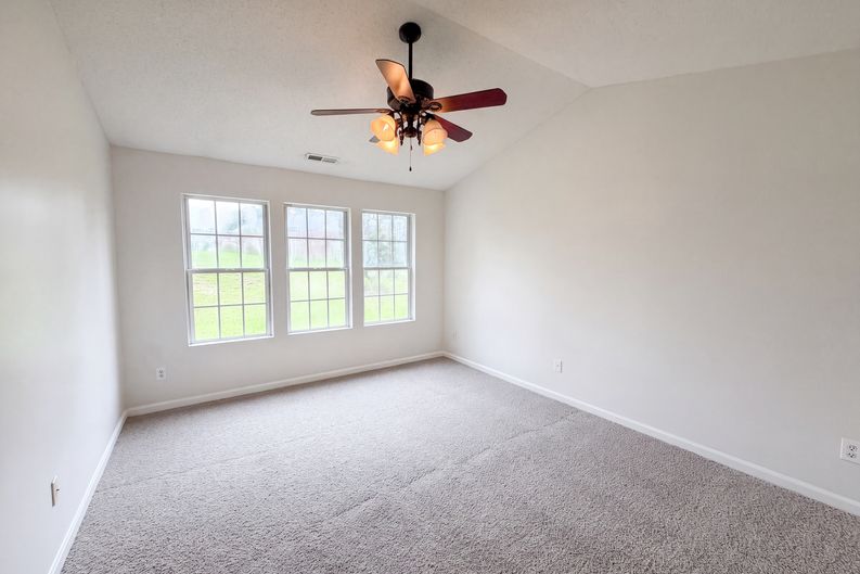 Photo 4 of 16 of 311 Pebble Way, Durham, NC