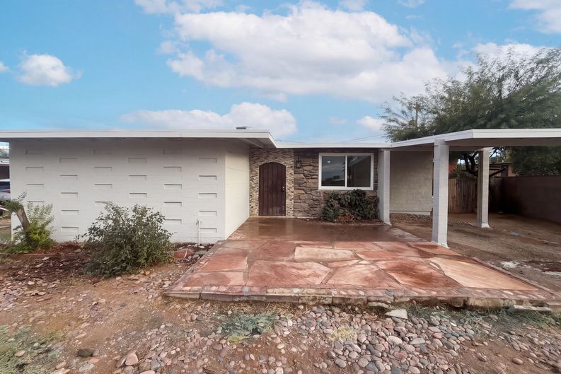 Photo 6 of 57 of 4252 E Sylvane Dr, Tucson, AZ